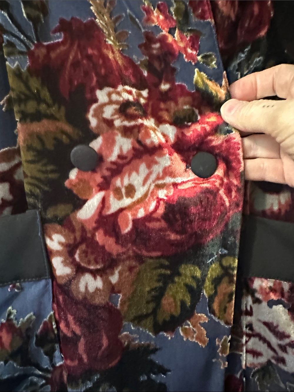 Zara Woman Black Velvet Floral kimono - Picture 9 of 9